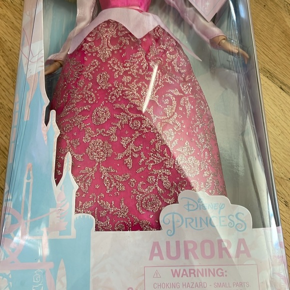 Disney Princess Aurora/Sleeping Beauty Barbie👑 - Picture 2 of 4